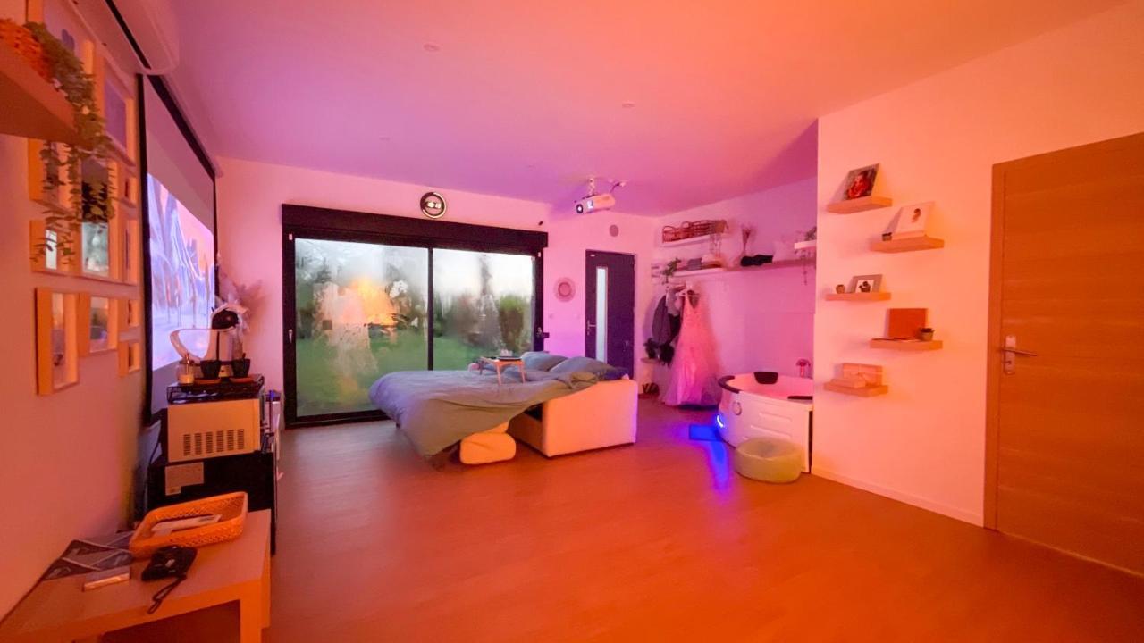 Thun-Saint-Martin Capsule Nature & Photos - Jacuzzi - Netflix & Home Cinema - Ps5 & Jeu מראה חיצוני תמונה